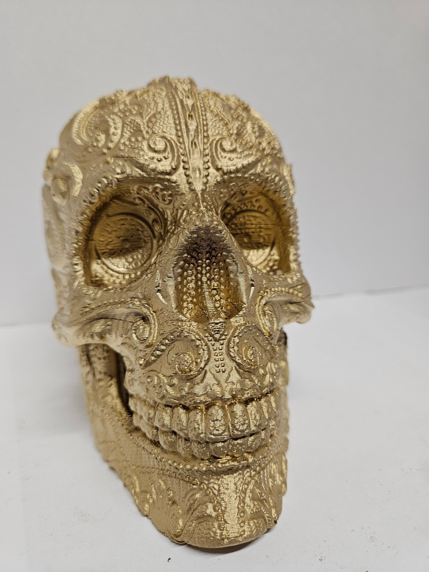 Deluxe Ornamental Skull