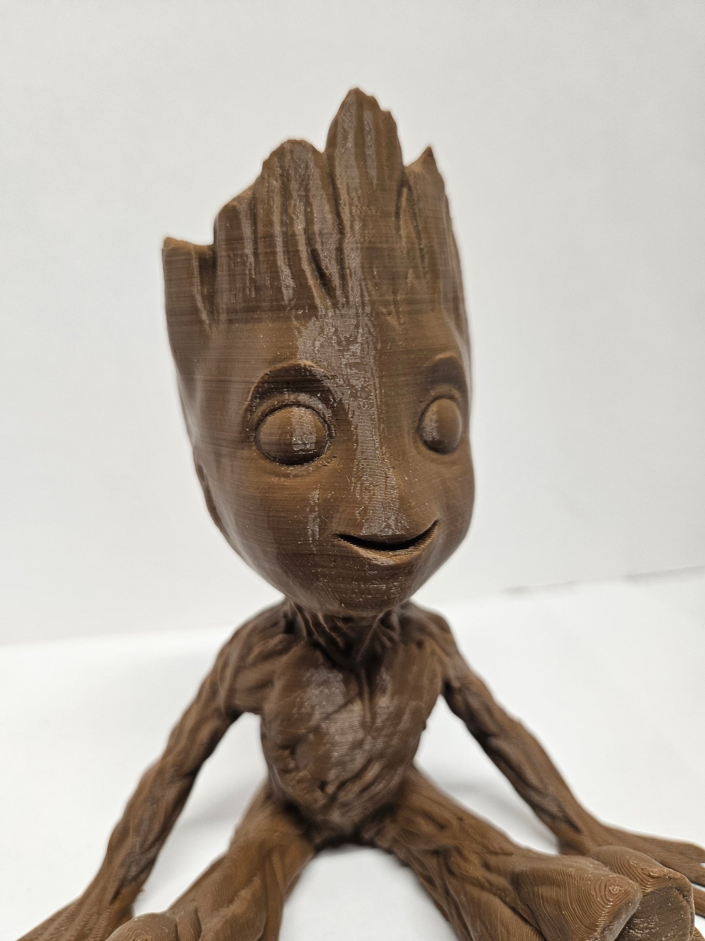 Groot Statue